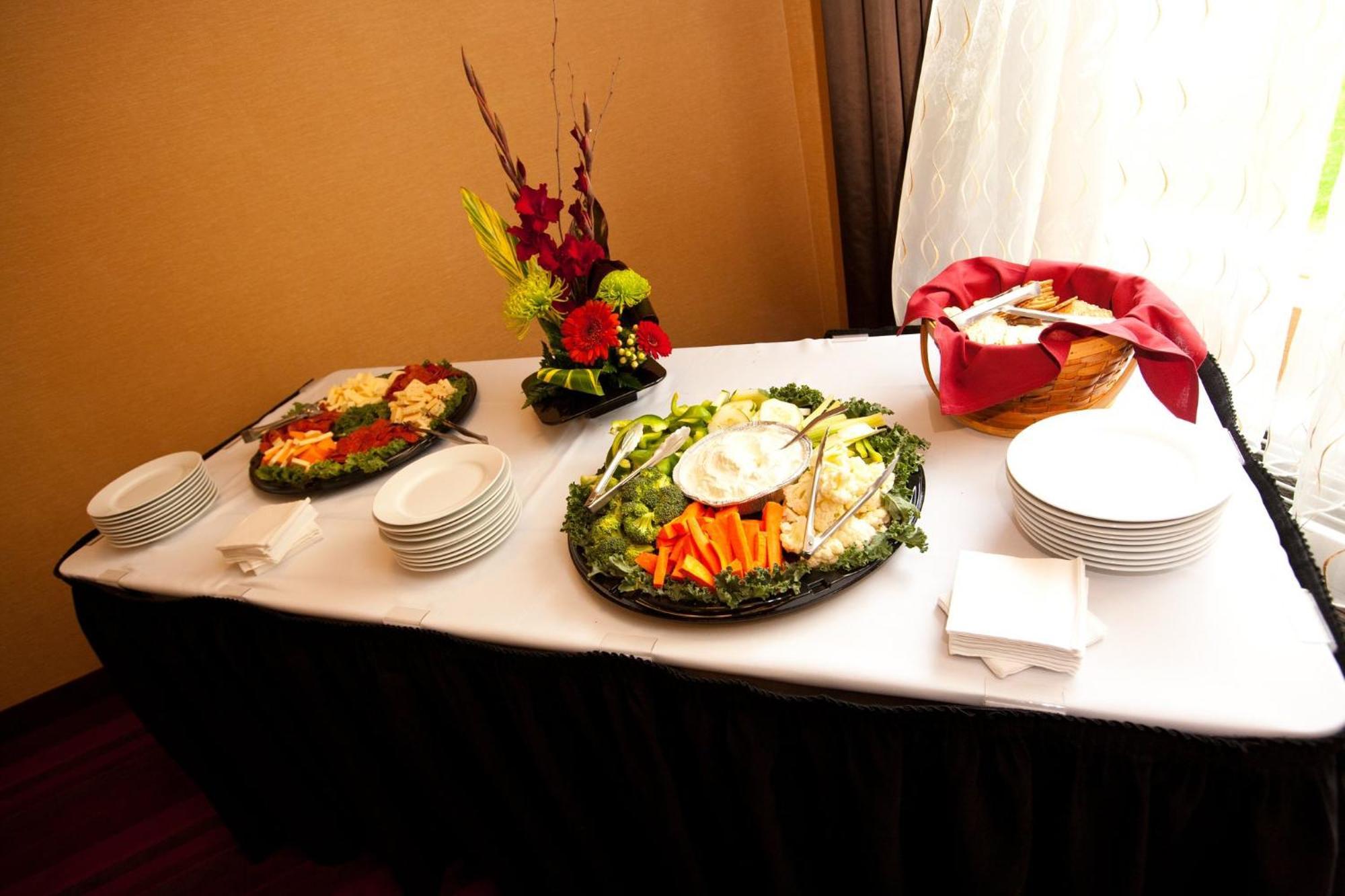 Holiday Express & Millville By Ihg Hotel Vineland